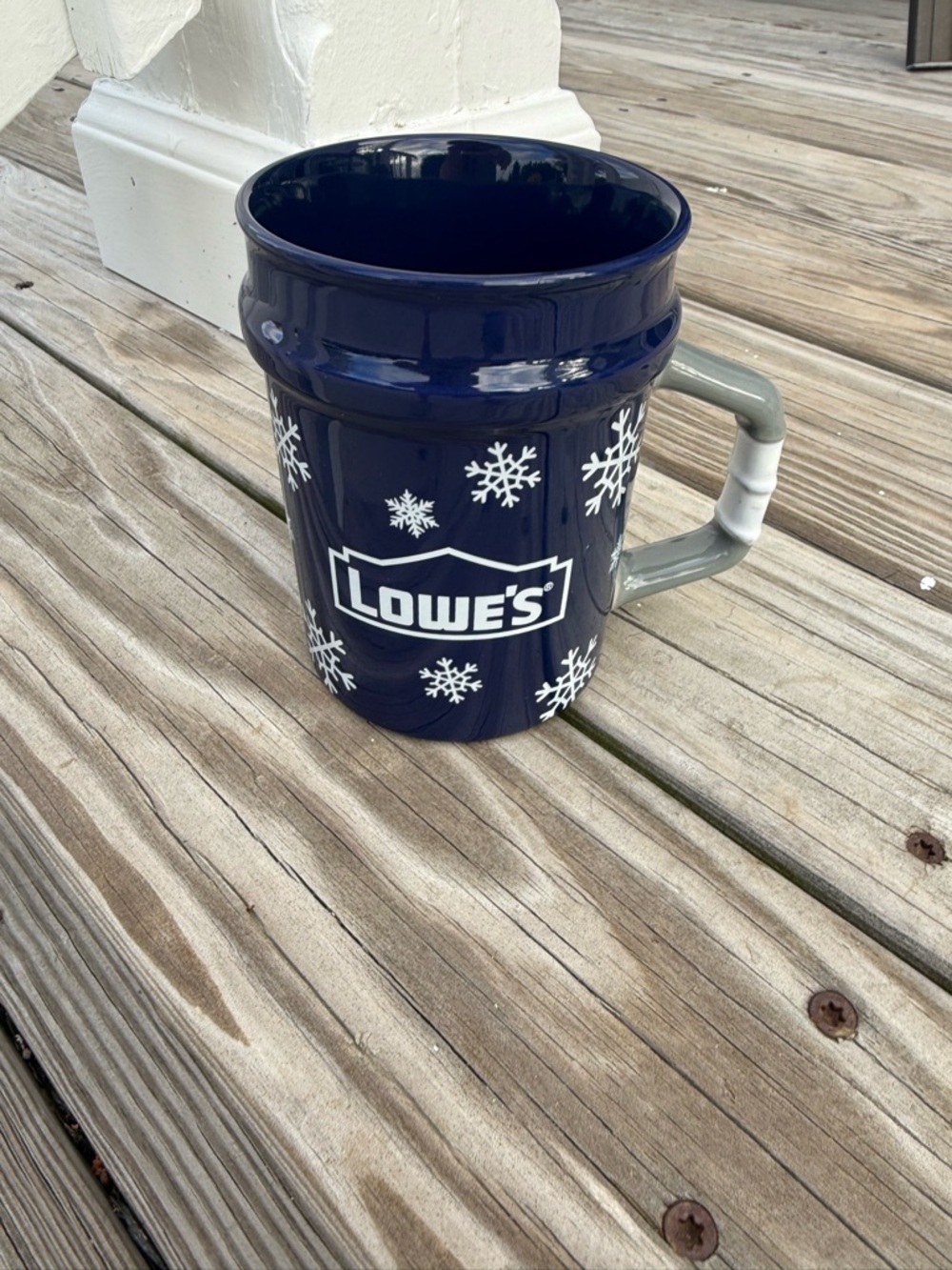 Lowe’s Black Friday Exclusive Winter Coffee Mug (2025 Black Friday Bucket Promo)